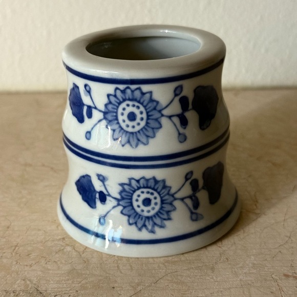 Other - Vintage Japanese Blue & White Porcelain Brush Holder Candle Stand bamboo holder
